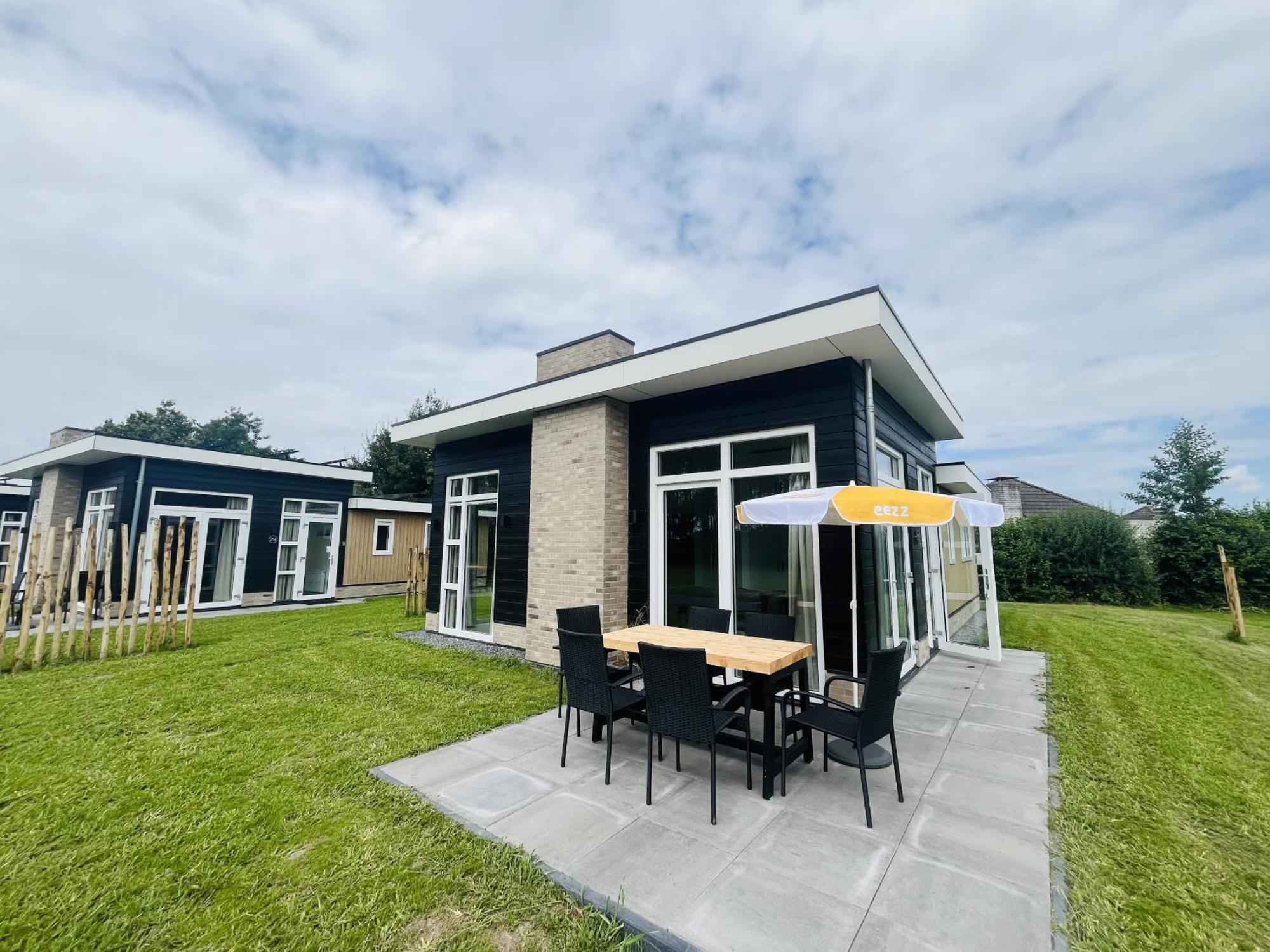 Bungalowpark De Horn - Floresta 215 Dirkshorn エクステリア 写真